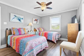 1 Fine Day / 4525 W Beach Drive - Image 4