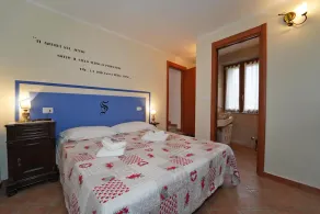 Podere dei Poeti 20 Pax Grande piscine, A / C, WiFi gratuit, barbecue près des Cinque Terre - Image 5