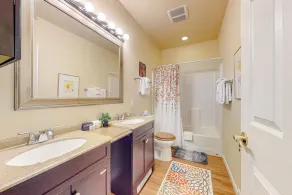 Cedars Hideaway B - Image 2