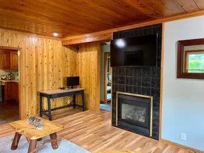 The Clear Lake Retreat - Image 2