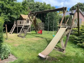 Family Farmhouse with go-karts - Image 2