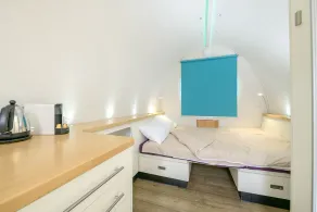 Luxury Tiny Home sleeps 2 with Hot Tub and private BBQ hut - Image 2