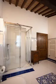 Belle ferme dans les collines avec piscine privée et vue splendide sur Cortona - Image 2
