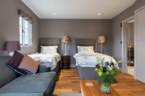 The Old Engineer - Boutique rural retreat - Image 5