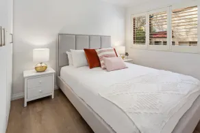 Cosy Unit with Parking near New Farm Park & River - Image 4