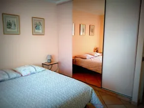 Très belle villa avec PISCINE et VUE PANORAMIQUE – Cadre résidentiel - Image 3