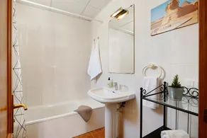 Casa de férias 'Luminoso Ático em Arrecife' com terraço privado e Wi-Fi - Image 3