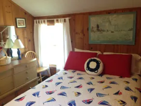 Beautiful Waterfront Beach House for Family Vacations - Image 3