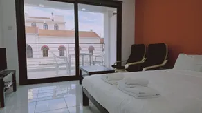 STAY Studio Terra Cota - Image 5