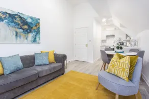 1 Bedroom City Centre Holiday home - Image 4