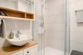 Appartement 'Weitblick' avec vue sur le lac, balcon et Wi-Fi - Image 3