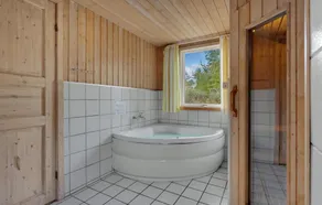 Nice home in Rømø with sauna - Image 4