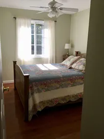 The Horse & Buggy Country Inn - Image 4