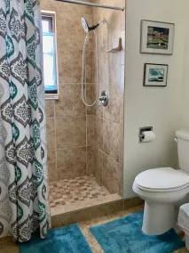 Cozy Vintage Two Bedroom Villa In Green Valley - Image 3