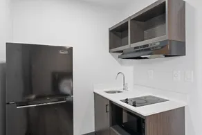 Homestay Lodge Pensacola West - Nas - Image 3