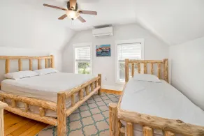 🌟 Lakefront Bliss Awaits – Your Ultimate Getaway! 🏡🌊⛰️ - Image 4