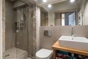 Volange - Maison rénovée avec jardin, piscine et vue exceptionnelle - Image 4