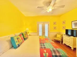 Pet-Friendly Guest Cottage in Great Location, Seaside, FL + 2 Adult Bikes! - Image 5