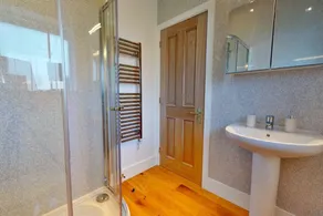 Finest Retreats - Peak Dale Apartment - Image 2