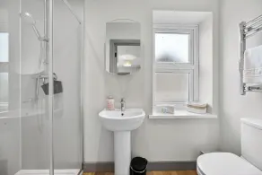 Cosy Flat in City Centre - Image 3