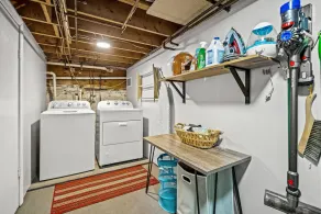 Beach Home next to Boston & T, King Bed, Park Free - Image 2