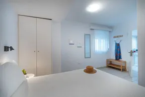 Waterfront Holiday apartment, in Kiveri, close to Nafplio, Mycenae, Peloponnese - Image 3