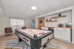 Pool House/ 9beds/4Ba/ Kings/ Billiard/ Air Hockey - Image 2