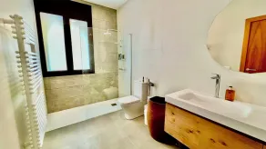 V&V LLORET-Villa Marie maison luxueuse : ascenseur+ping-pong+billard+tv/beamer - Image 4