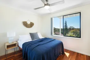 Lorikeet: Blenheim beach house: Coastal oasis - Image 3