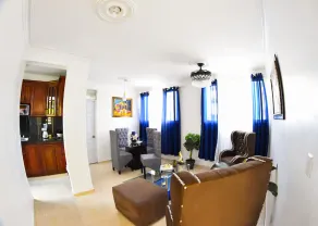 Apartment in the races near the monument - Image 5