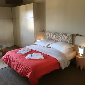 En uafhængig lejlighed i et traditionelt hus ved foden af - Image 3