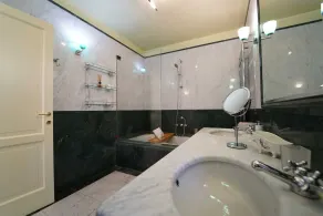 Villa Perla by VILLASRETREATS w/Pool, A/C, WiFi, BBQ near 5 Terre - Image 3