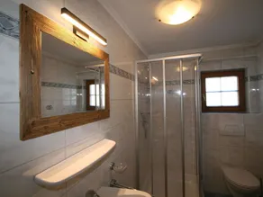 Stunning private villa for 12 guests with WIFI, TV, patio and pets allowed - Image 2
