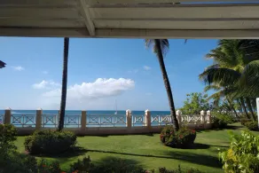 Coco Reef Resort & Spa - Image 5