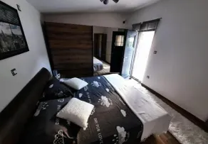 House Toni - Image 3