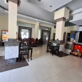 A1 Hotel - Image 4