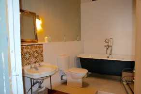 Luxury apartment in the heart of Lectoure - Image 5