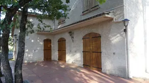 Maison avec Piscine et Jacuzzi.  130m2 sur 3300m2 de terrain. 4 grandes chambres - Image 5