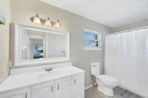 Harbor Heights Private Pool Vacation Home On Canal With Bbq And Dock 2 Bedroom Home - Image 2