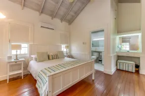 Idyllic 7 Porters Court, Beach Club Membership, pool, 5min walk beach,  Holetown - Image 5