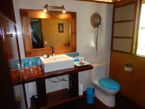 Junior Suite, garden side, 1 bedroom, kitchen, bathroom, lagoon - Image 2