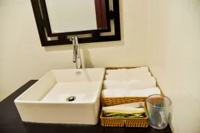 Nohana Hotel - Image 5