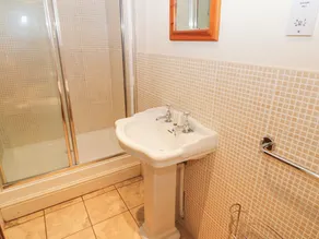 Pencroft Cottage - Image 4