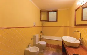 Splendida casa a Camaiore LU con cucina - Image 4