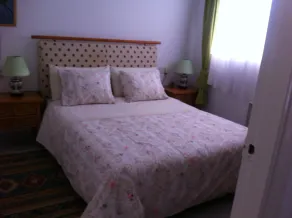 AIR CONDITIONING, FREE WIFI, NE TFLIX, ONLY 2 MINUTES BEACH - Image 3