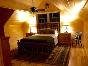1st Lake Waterfront Home i Old Forge, New York - Image 3