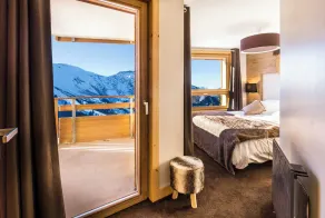 AUSSERGEWÖHNLICHE WOHNUNG: PANORAMABLICK, INNENPOOL, HAMMAM und JACUZZI - Image 4