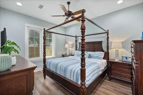 2465 Bungalo 4 Bedroom Home by RedAwning - Image 5