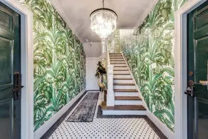Spacious 2BR, 2.5BA condo in historic Munger Place. Each bedroom offers a private ensuite and premium linens. Enjoy a chef’s kitchen with high-end appliances and spacious living areas—blending classic charm with modern Dallas style. - Image 2