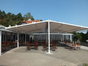 Karlslust Hotel & Restaurant - Image 4
